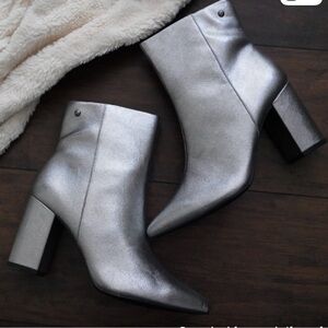 Simply Vera Vera Wang Silver Metallic Booties Boots